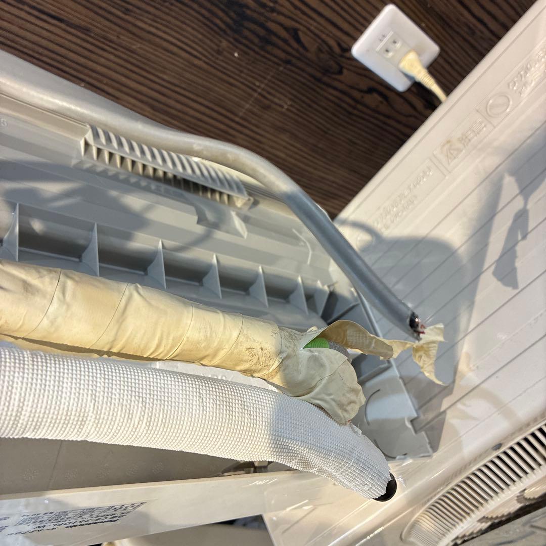 Panasonic エアコン おもに8畳用 CS-251DFL-W 2021年製