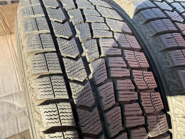 ライズ ロッキー ハイブリッド スタッドレスセット 195/65R16 バリ山!