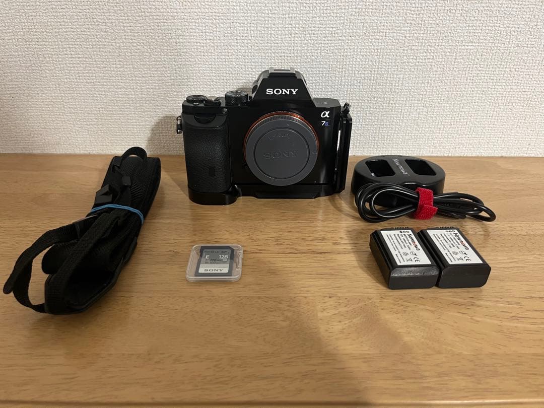h*o様 SONY α7s ミラーレス一眼カメラ 本体と付属品