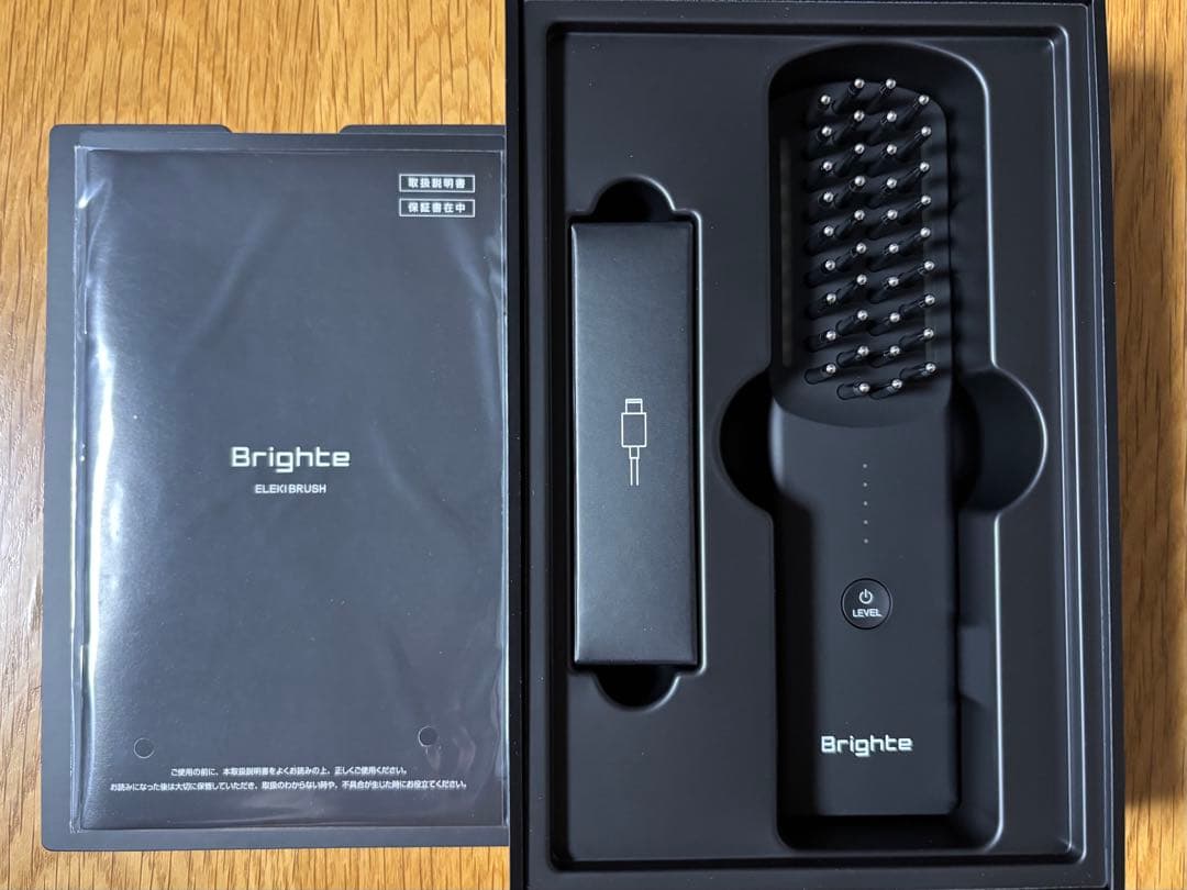 Brighte ELEKI BRUSH 美顔器　エレキブラシ