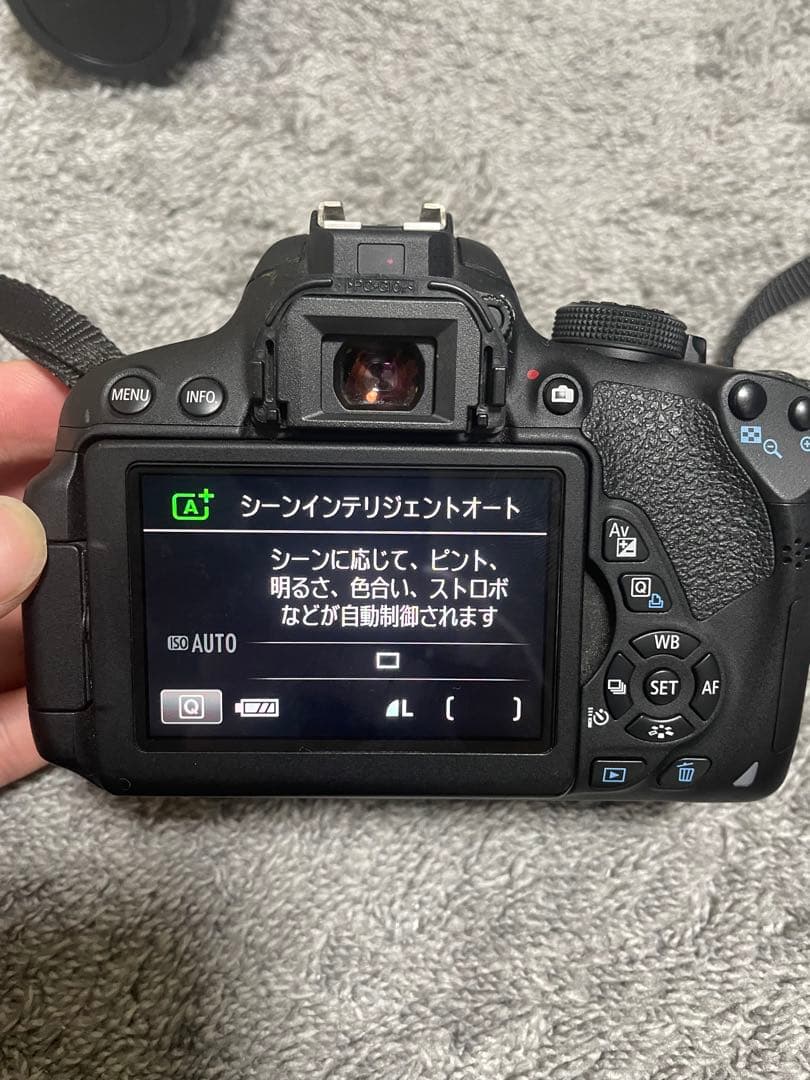 【美品】Canon EOS Kiss X7i レンズ付き