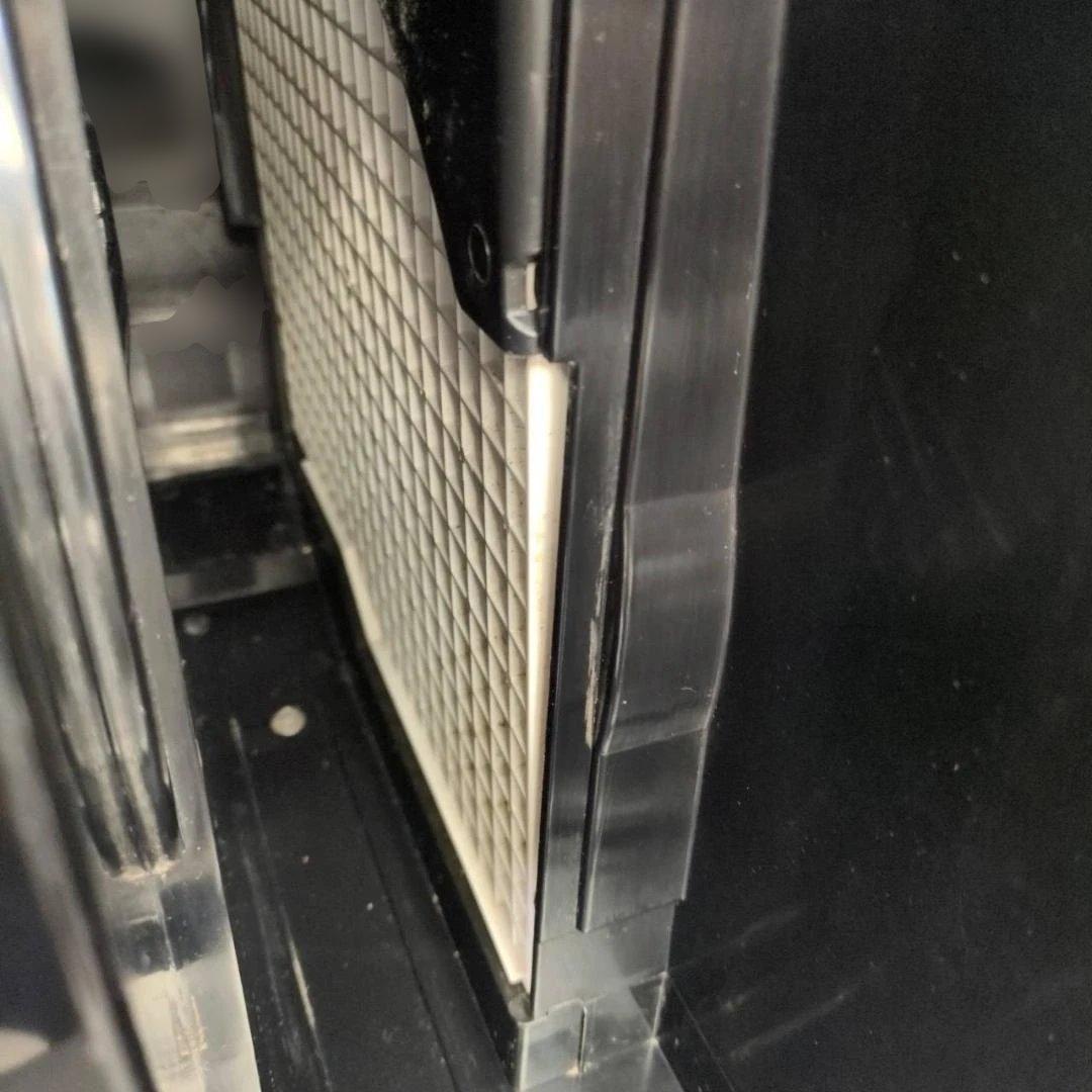 ☆シャープ　除加湿空気清浄機　KC-HD70　プラズマクラスター7000