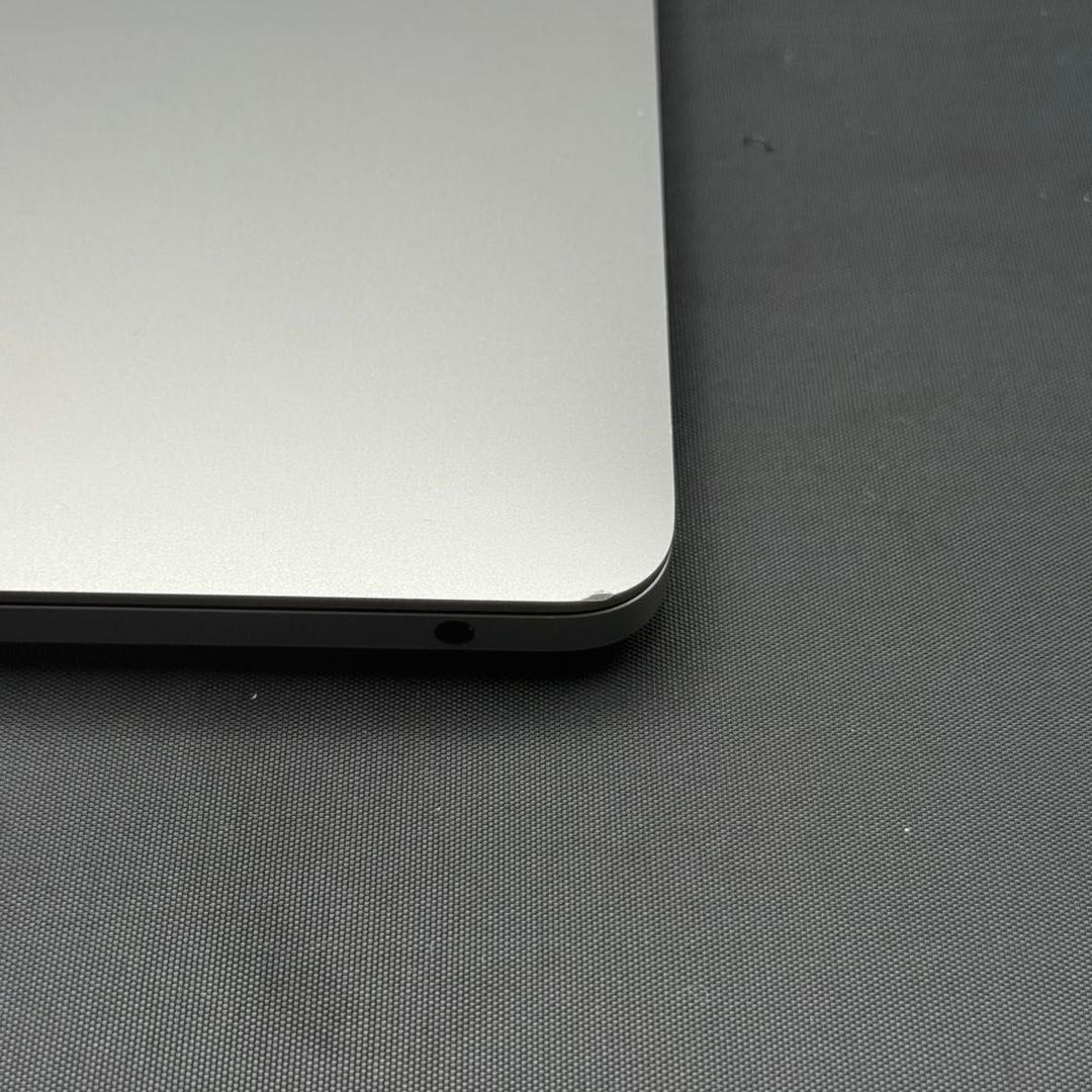 MacBook Pro 2020 M1 MYD92J/A シルバー　完品