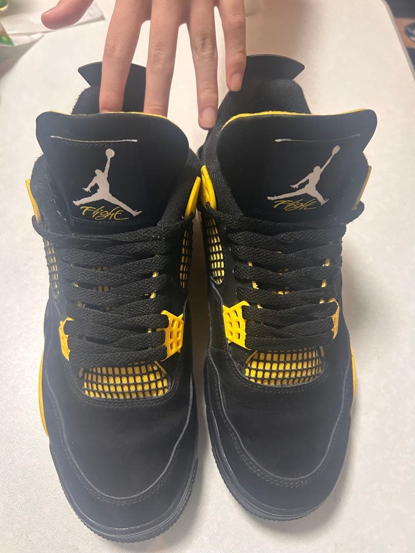 ジョーダン4 サンダー今だけ限定値下げ