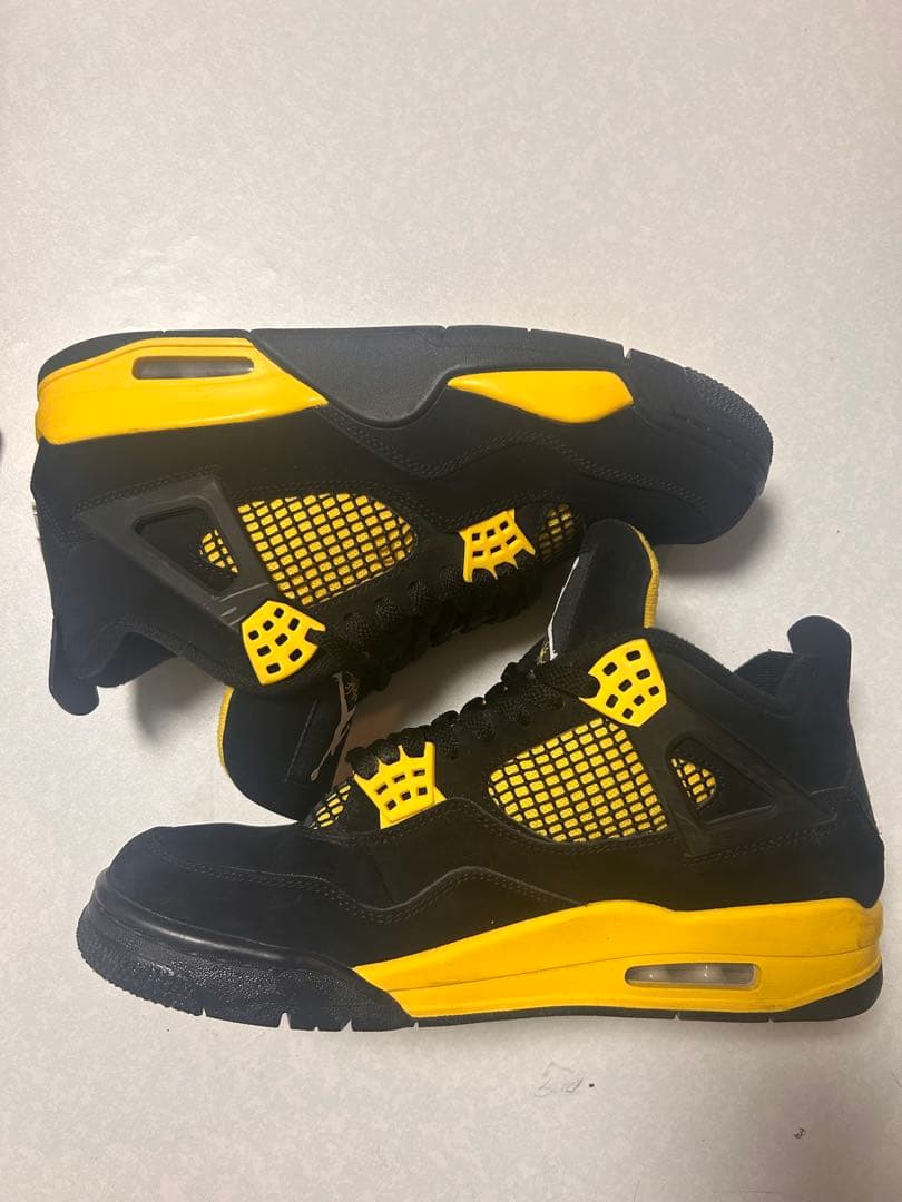 ジョーダン4 サンダー今だけ限定値下げ