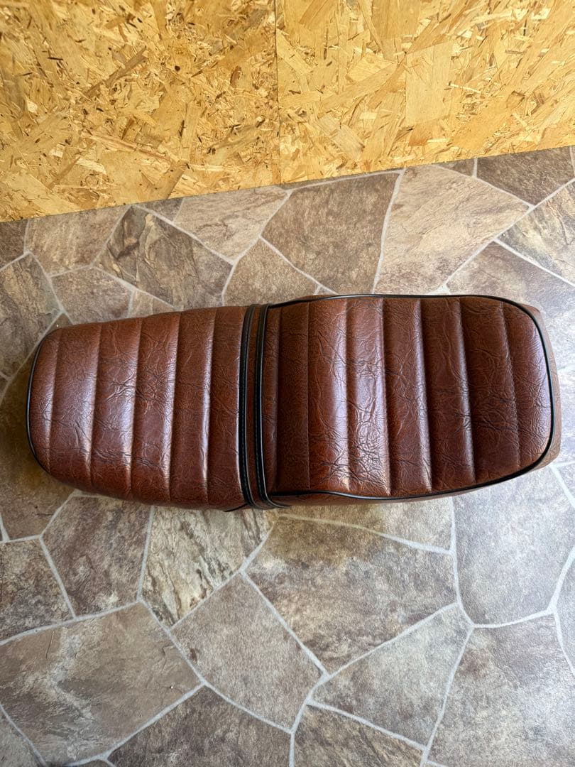 ブラウン合成皮革バイクシート　Z400GP