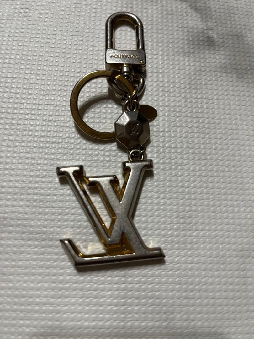ルイヴィトン　キーリング