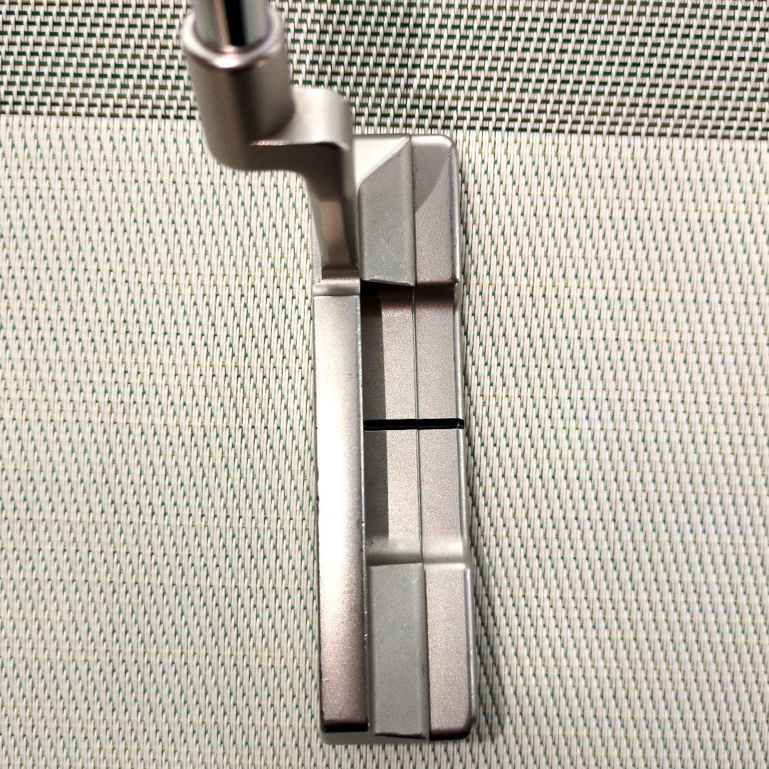 Scotty Cameron Select Newport2 2016（左）