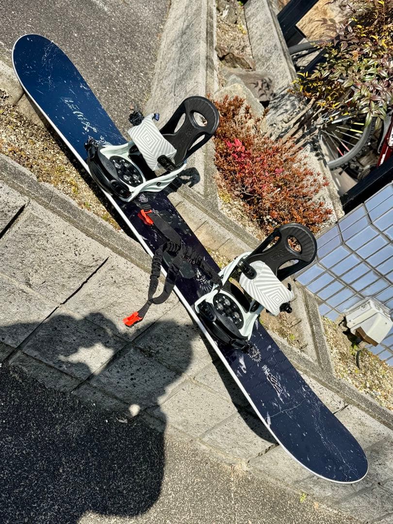 FLUX PR スノーボードバインディング ホワイト/ブラック