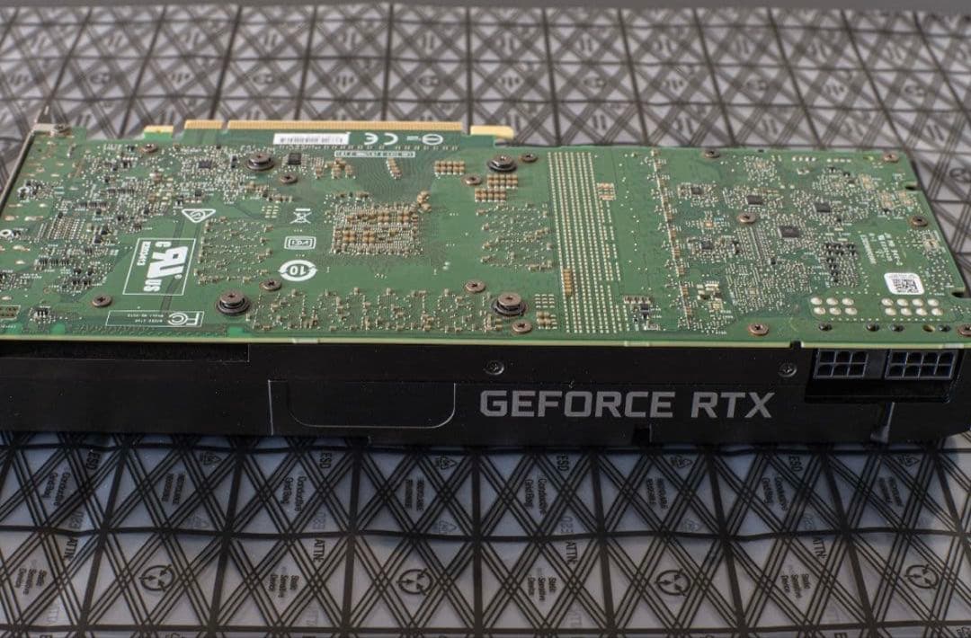 NVIDIA RTX 2070 グラフィックボード