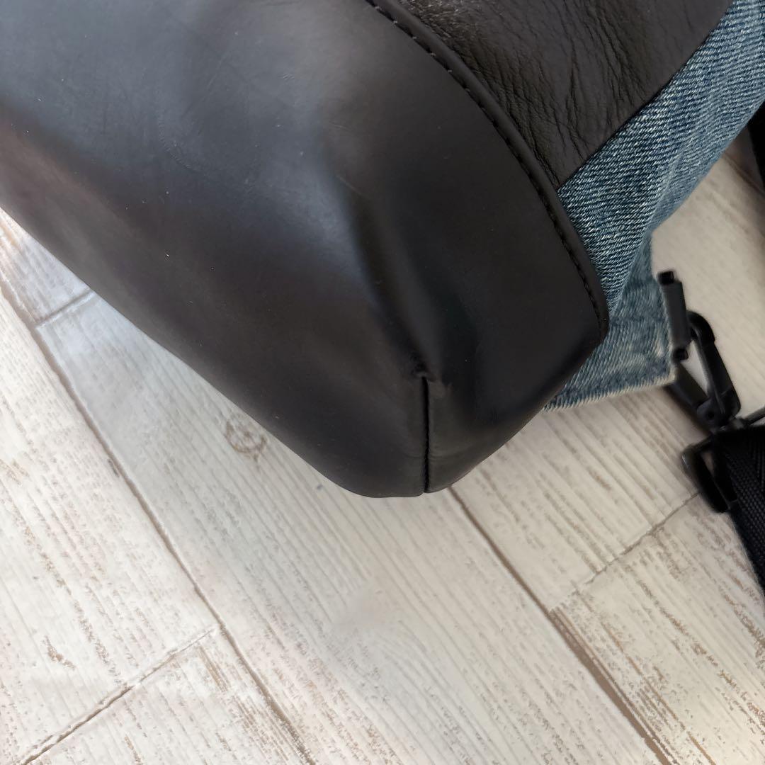 美品✨DIESEL ディーゼル デニム キャンパス レザー ボディーバッグ 希少