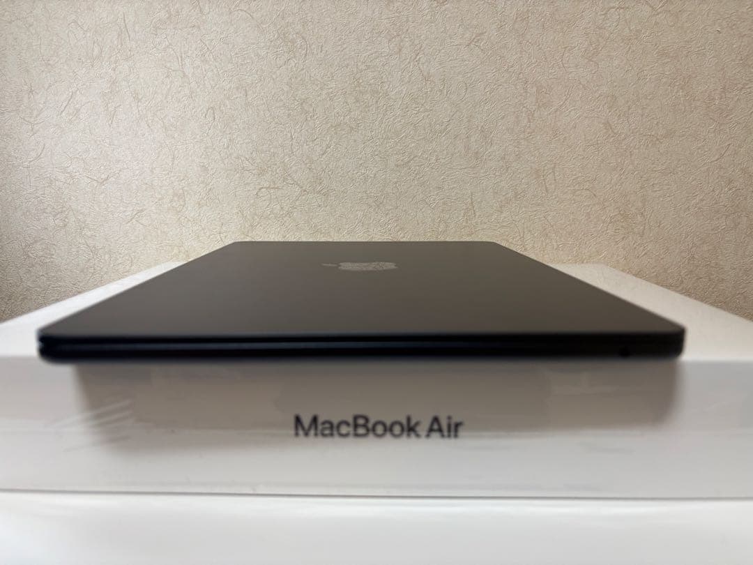 M2 MacBook Air 13インチ ミッドナイト (16GB/USキー)
