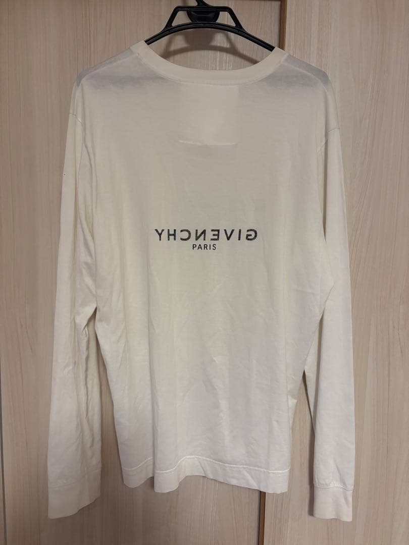 GIVENCHY ホワイト 長袖Tシャツ S