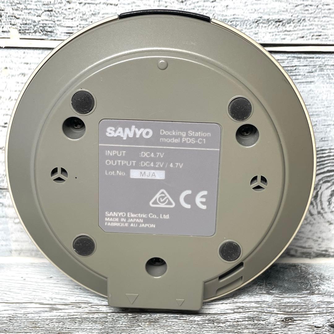 【美品】SANYO「Xacti」デジタルムービーカメラ DMX-C1