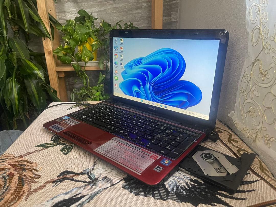 東芝ノートパソコン✨15.6インチ✨Core i5✨Windows11✨4GB✨