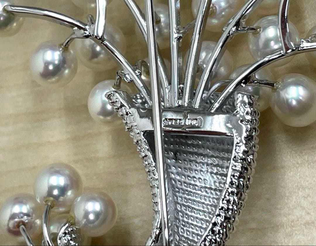 ⭐️パール ブローチ レディース アクセサリー 冠婚葬祭