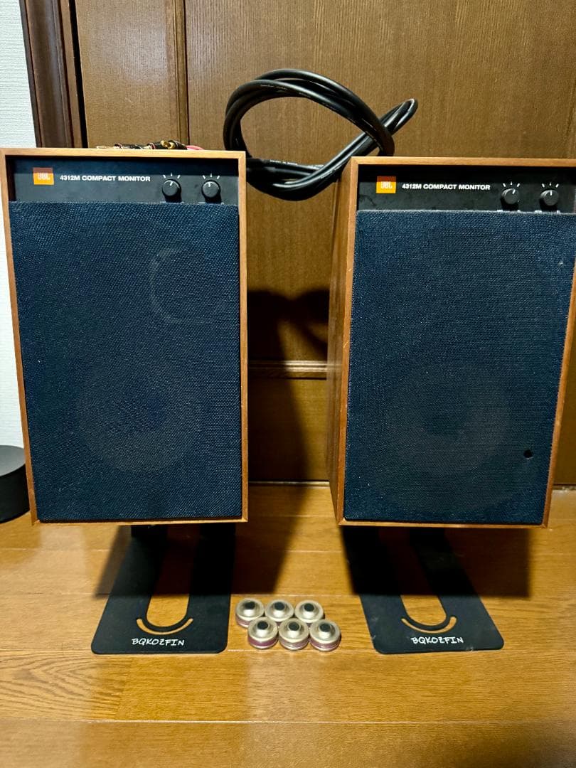 JBL 4312Mオーディオセット：ケーブル・スタンド・インシュレーター付き！