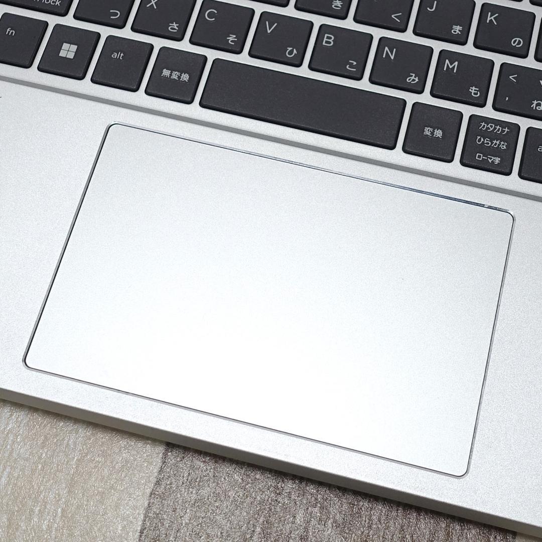 ぽんた✨新品ＳＳＤ５１２ＧＢ＆３２ＧＢメモリ✨仕様変更後の価格となります✨