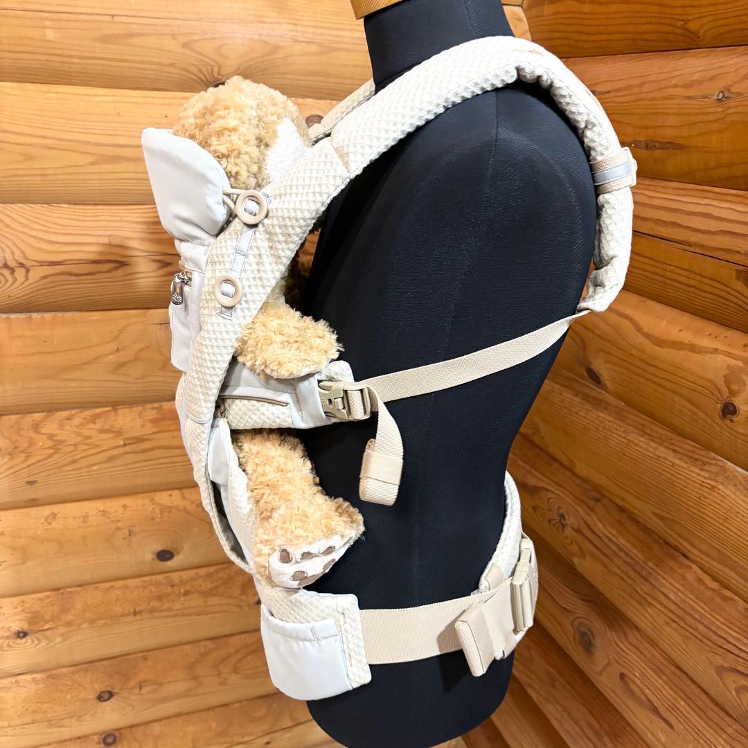 【美品】ergobaby OMNI BREEZE サンドベージュ 抱っこ紐