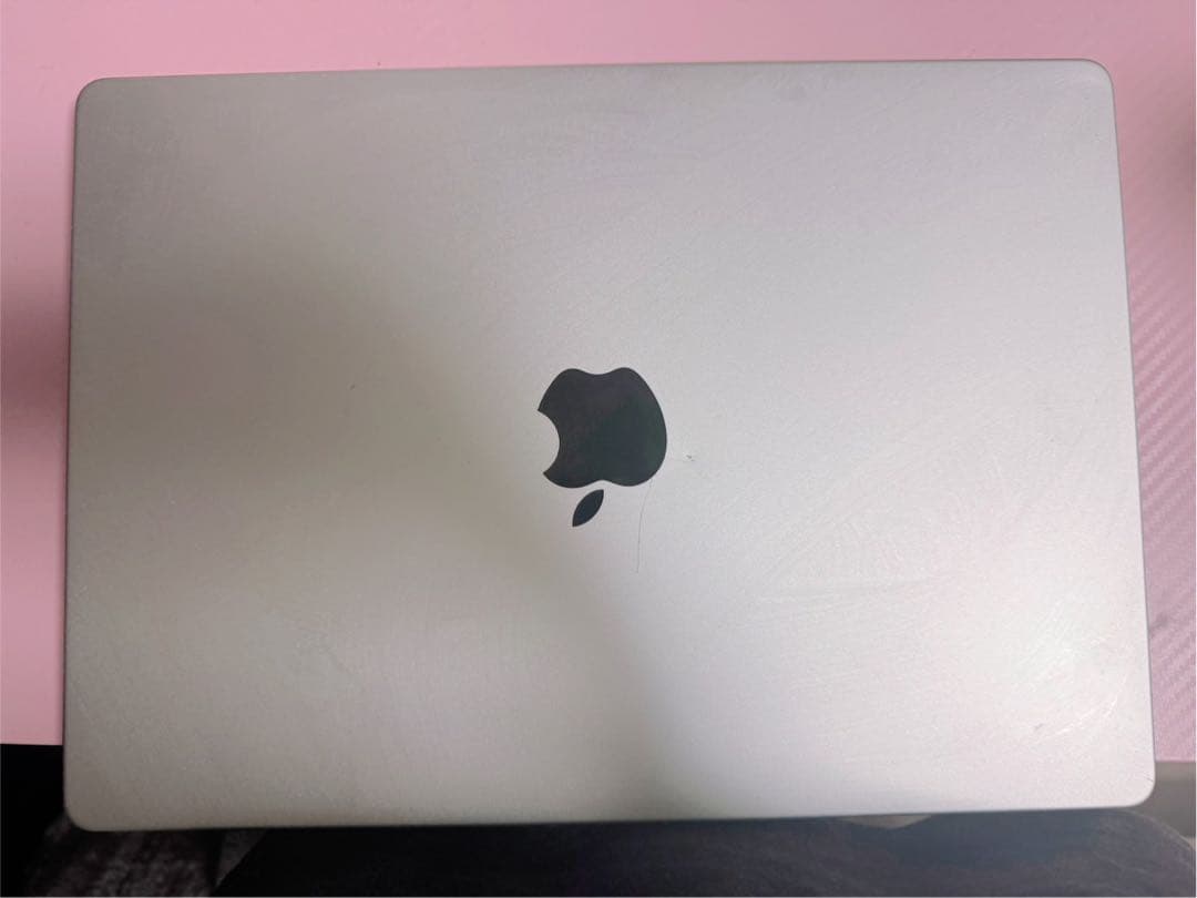 Macbook pro 14 M2チップ 16GBメモリ 500GBストレージ