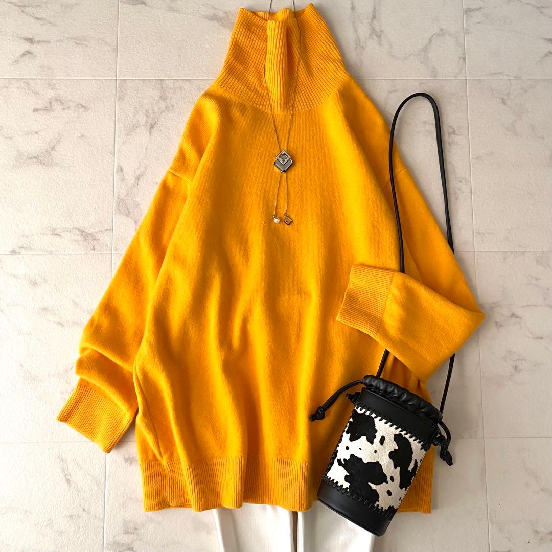 美品☆ギャルリーヴィー ファインウールライト タートルネックニット