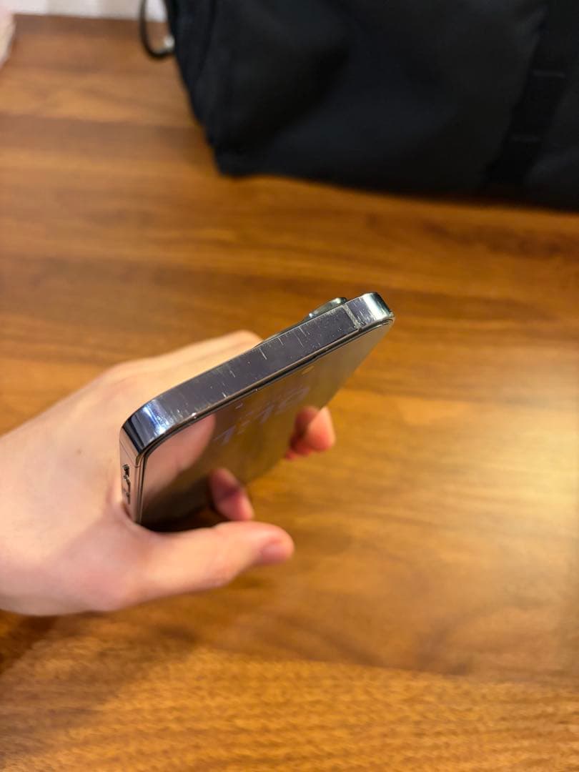 Apple iPhone 14 Pro ディープパープル 本体 バッテリー98%