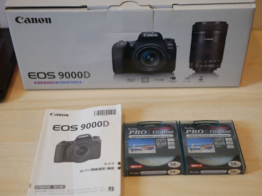 サト　Canon EOS 9000D ダブルレンズ