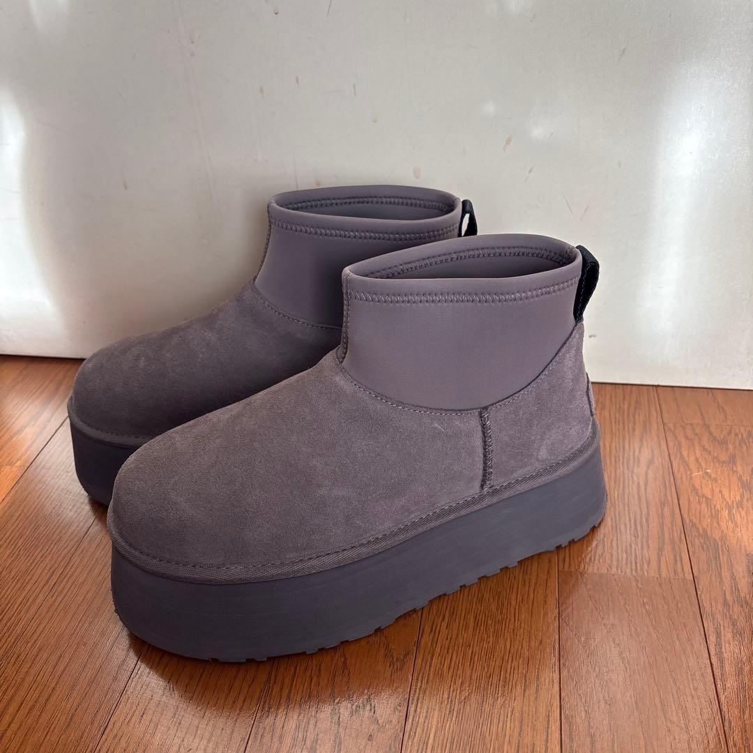 UGG グレー スエード ショートブーツ