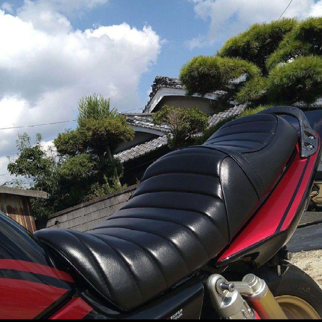 ビンテージ調ブラックレザー　CB400sf タックロールシートnc39 nc42