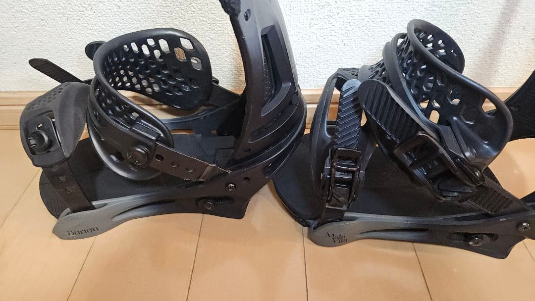 【送料無料】バートン BURTON Mala Vita ビンディング ブラック