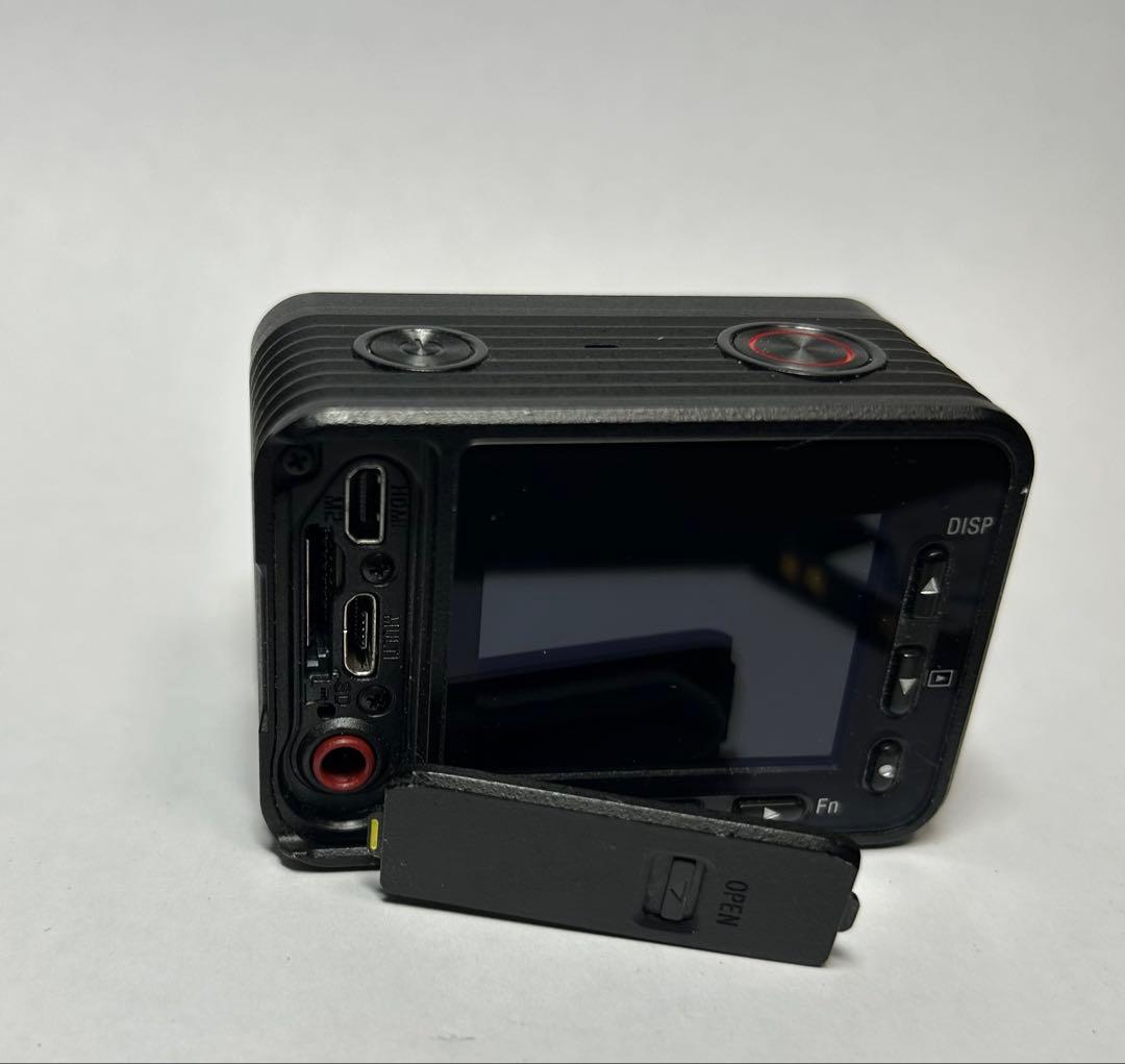 SONY Cyber-shot RX0 【バッテリー2個付】