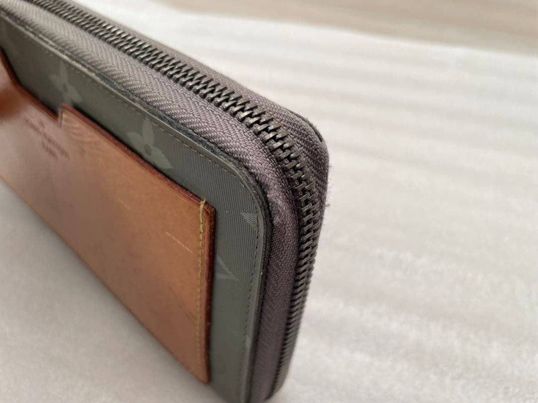 ルイヴィトン ポルトフォイユ コスモス モノグラムチタニウム 長財布 ウォレット