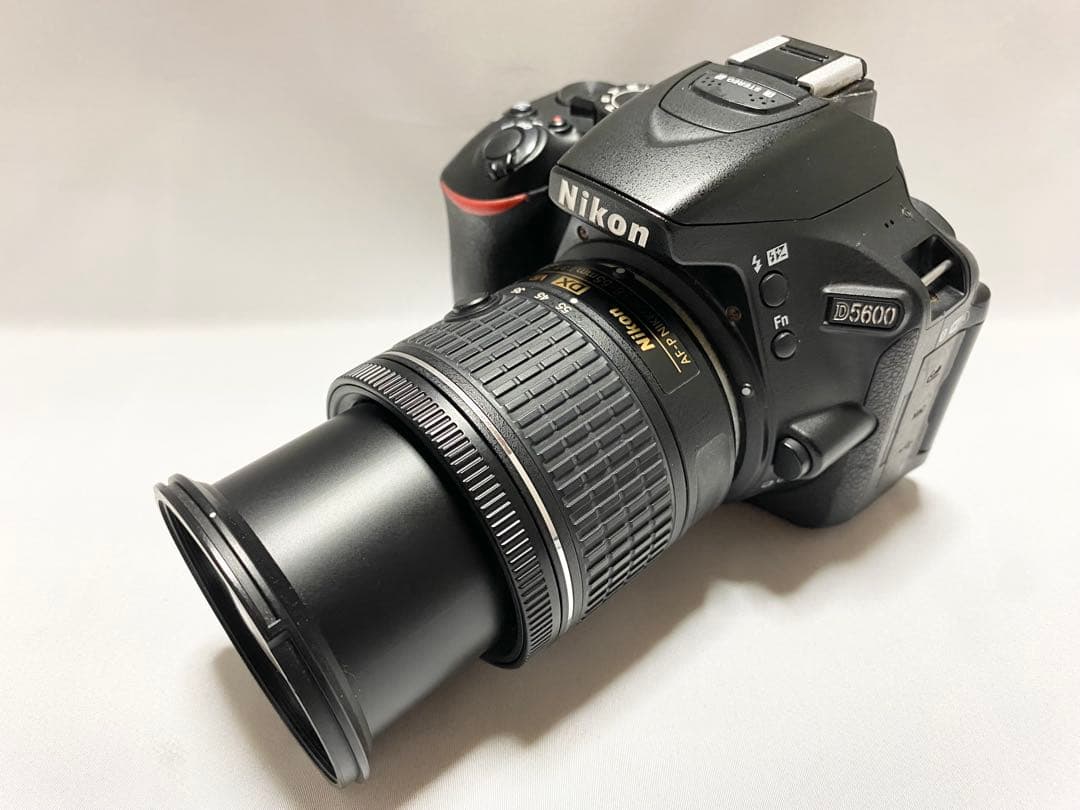 ★美品★Nikon ニコン D5600 AF-P 18-55 VR レンズキット