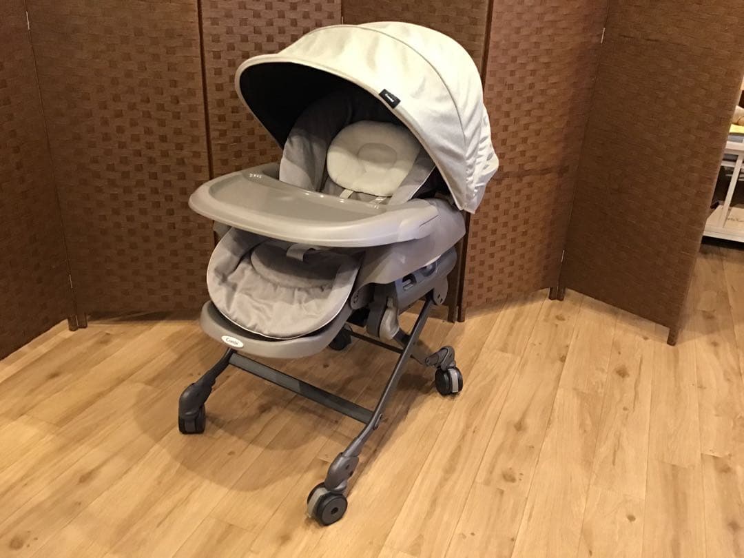 コンビ　ネムリラオートスィングBEDiおやすみドーム