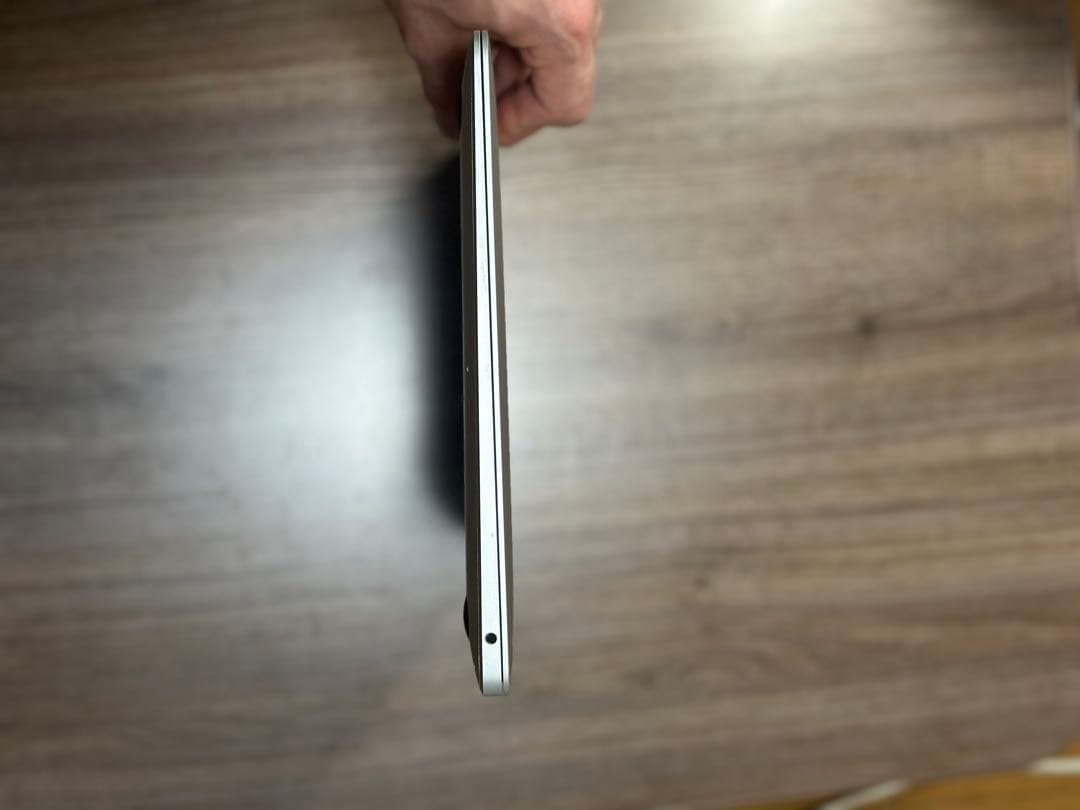 Apple MacBook シルバー