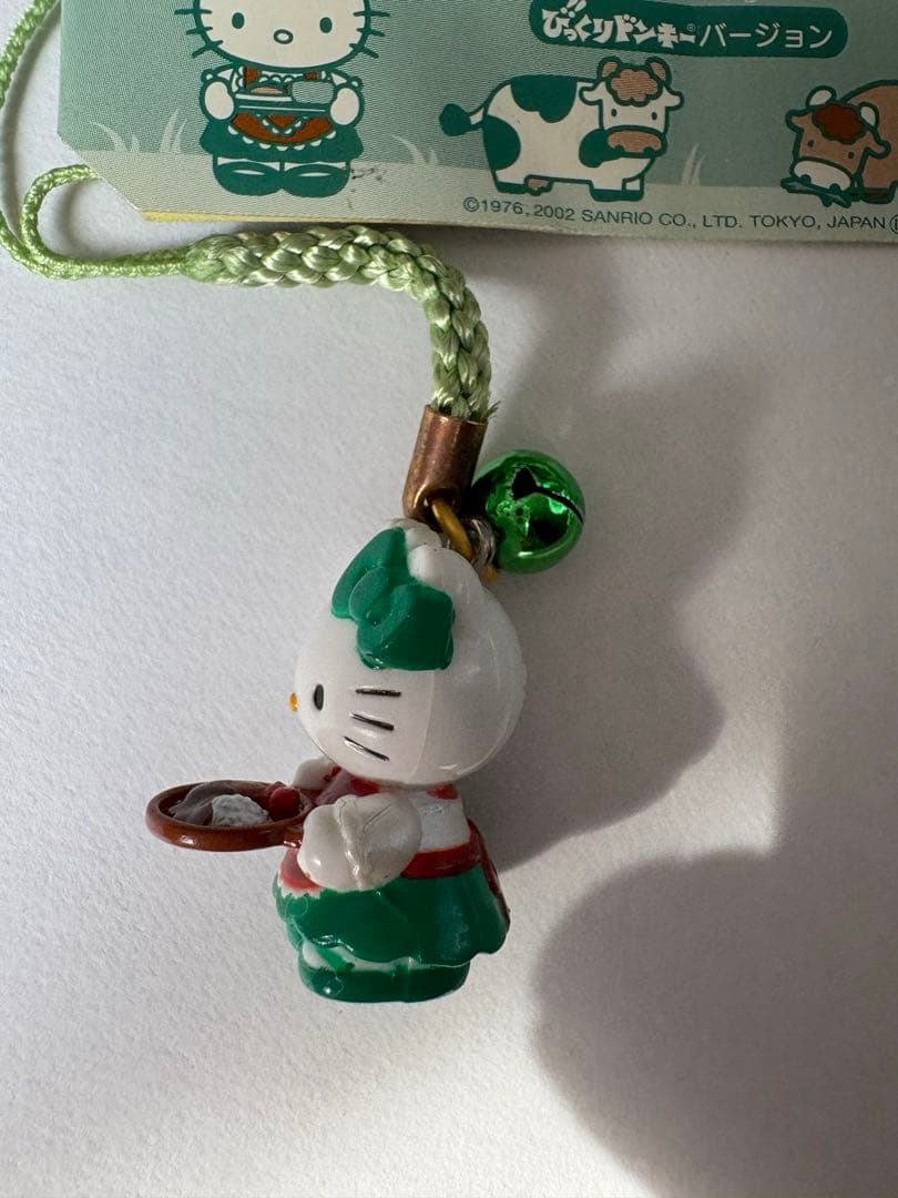 希少　ハローキティ びっくりドンキーバージョン　根付け　ストラップ