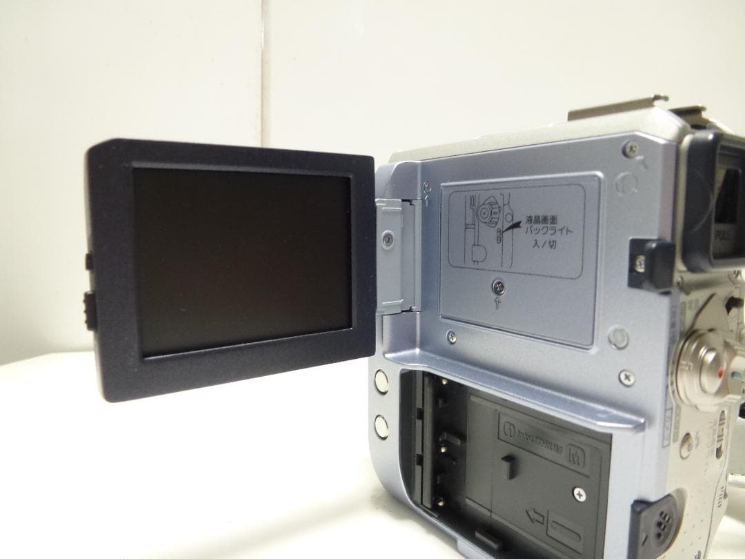 動作品Mini DV　ソニーデジタルビデオカメラ　SONY DCR-PC105②