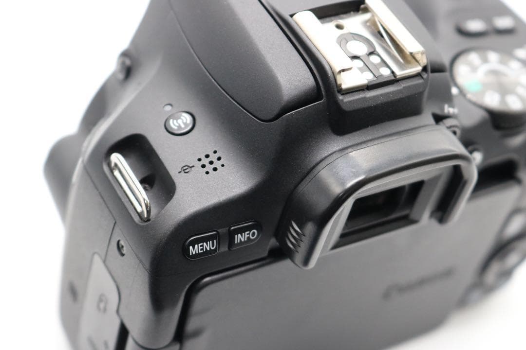 超美品 【Canon EOS Kiss X9 ダブルレンズ】 Wi-Fi搭載