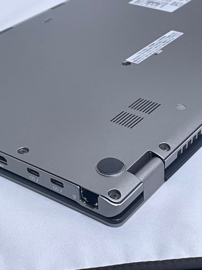 その他ノートPC本体 FMVU56012 15 i5-1250P 8GB256GB SSD 2023