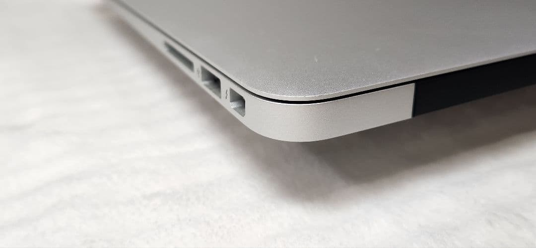 MacBookAir2013(MID)MagSafe付き