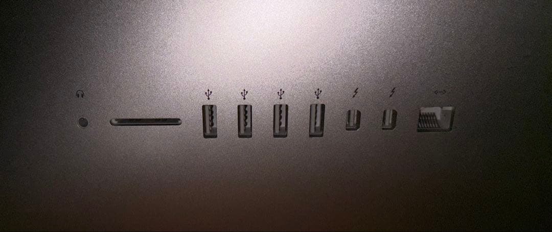 起動が速いSSD(2TB)搭載！　 iMac27インチ Retina 5K