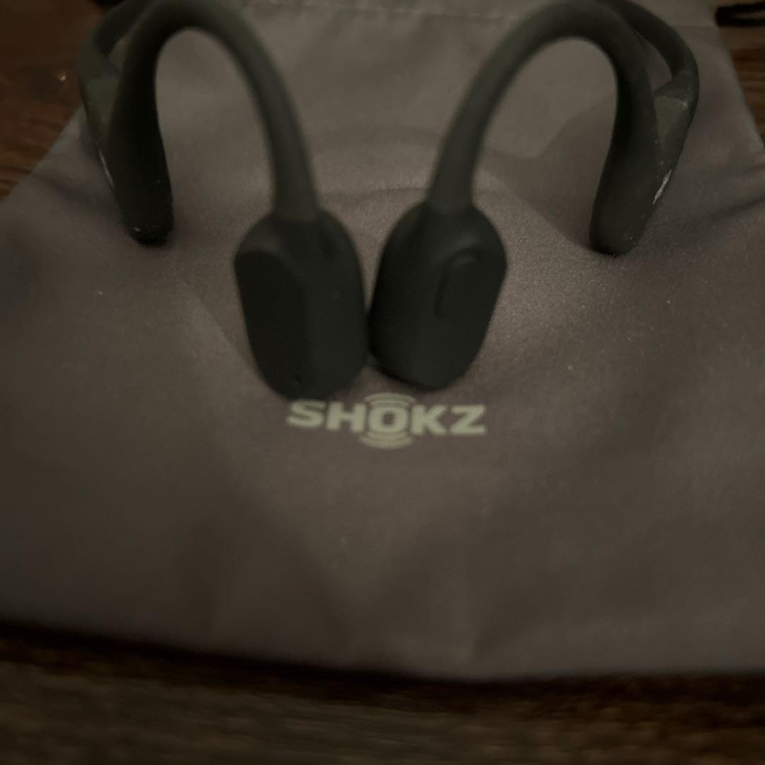 Shokz OPENRUN 骨伝導イヤホン