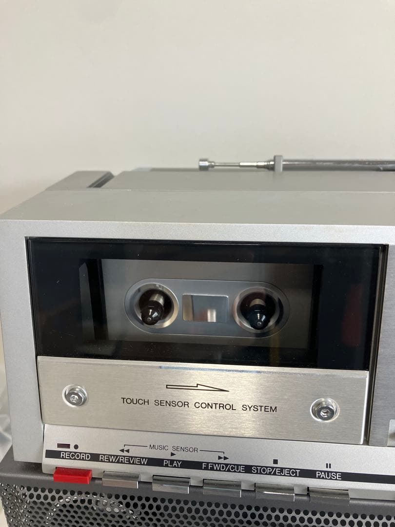 昭和レトロ　ラジオ　AIWA J88