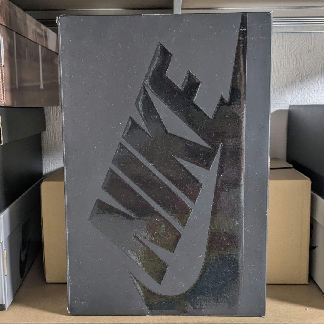 Supreme × Nike Air Force 1 Mid \\\\"Black