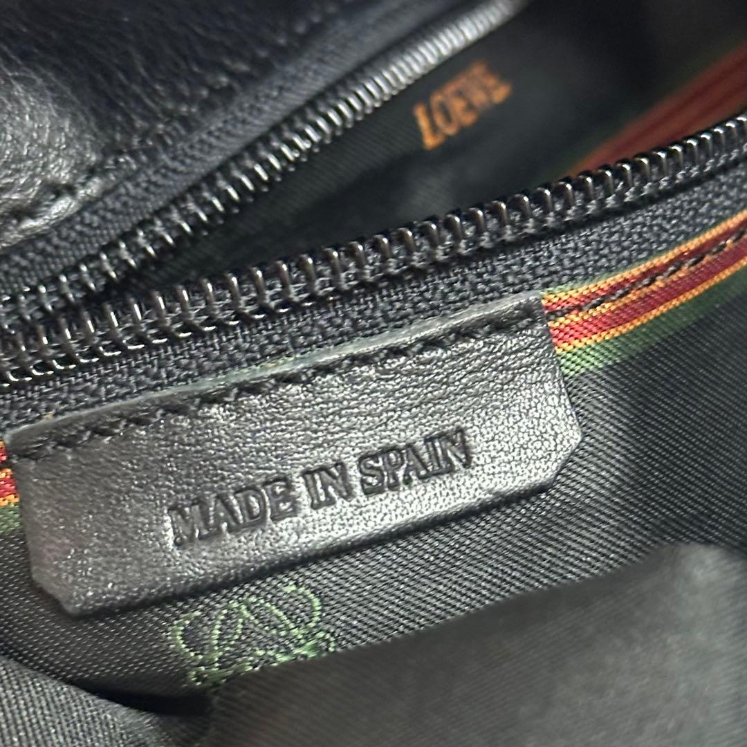 美品‼️ロエベ アナグラムロゴ レザーショルダーバッグ ブラック 黒 本革