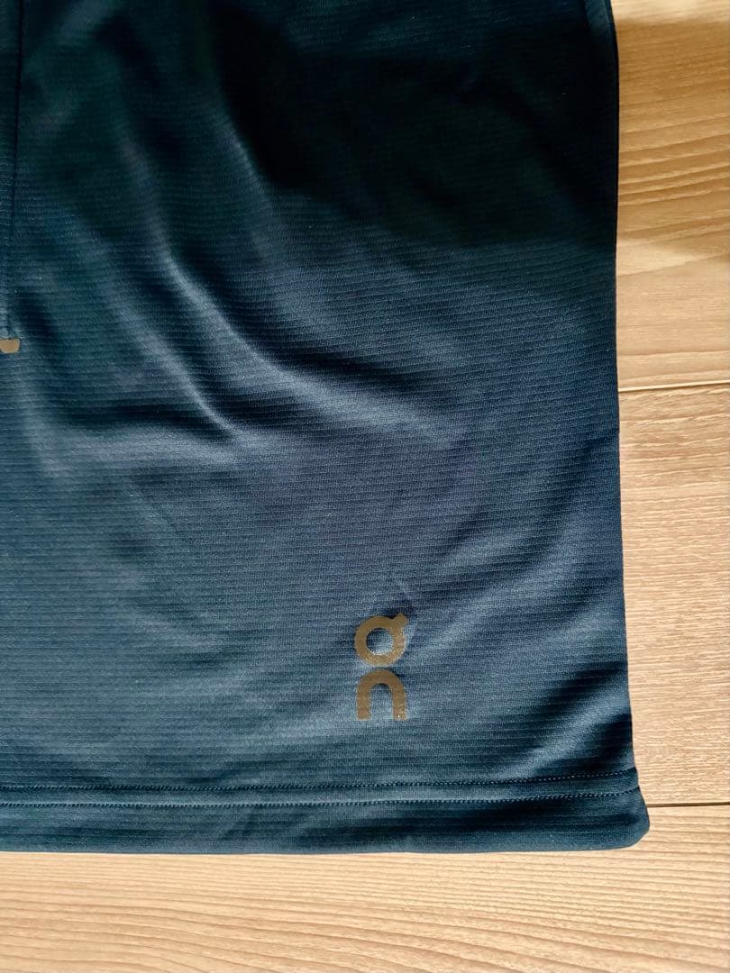 on オン メンズ ランニング ウエア クライメイトシャツ XS カラー:デニム