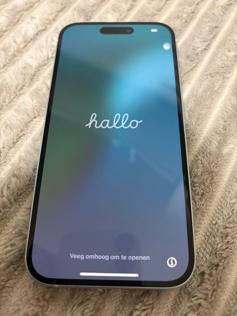 Apple iPhone 15 256GB ブルー本体