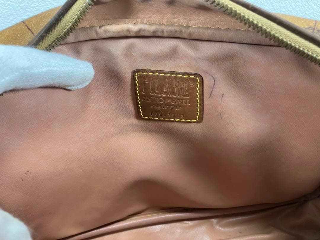 プリマクラッセ ボストンバッグ セカンドバック キャメル 世界地図柄