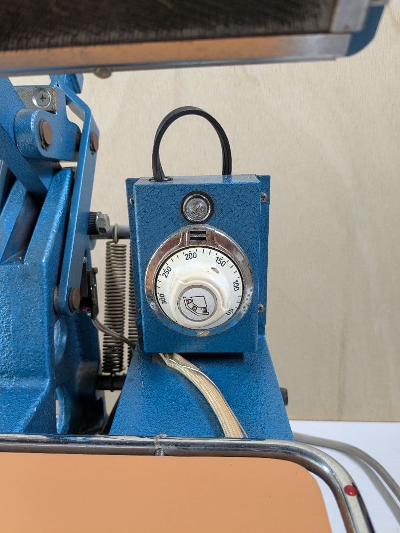 宝来社 ハリロンプレッサー HP-1000☆熱転写ヒートプレス機☆アイロンプレス