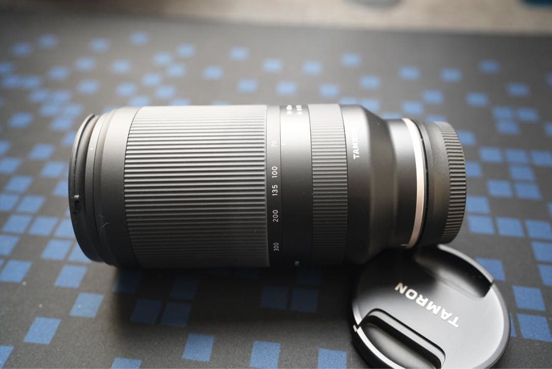 【美品】TAMRON 70-300mm F/4.5-6.3 ソニーEマウント